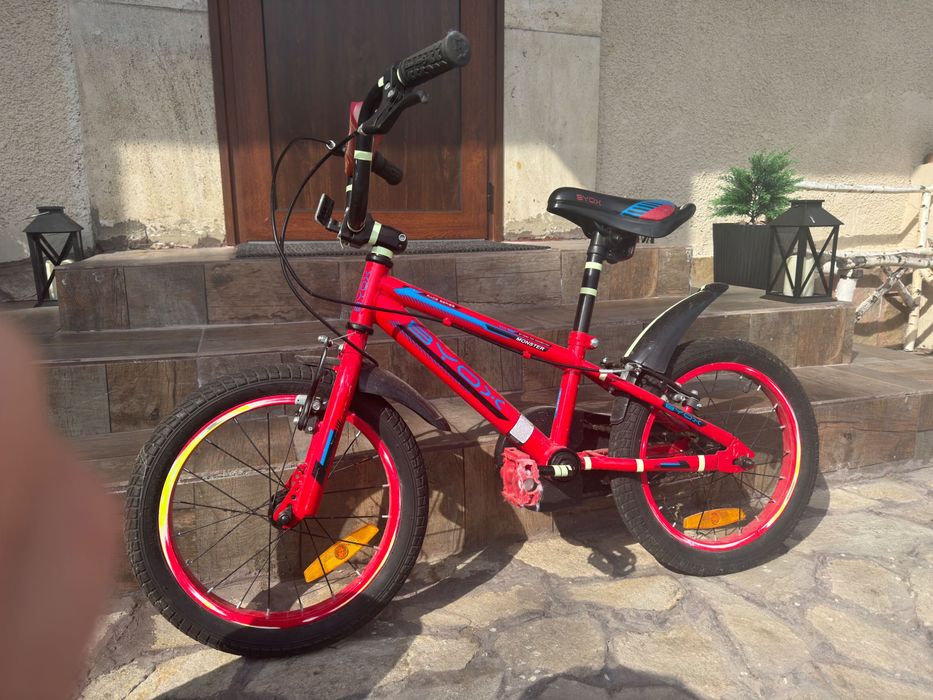 Продавам детско колело