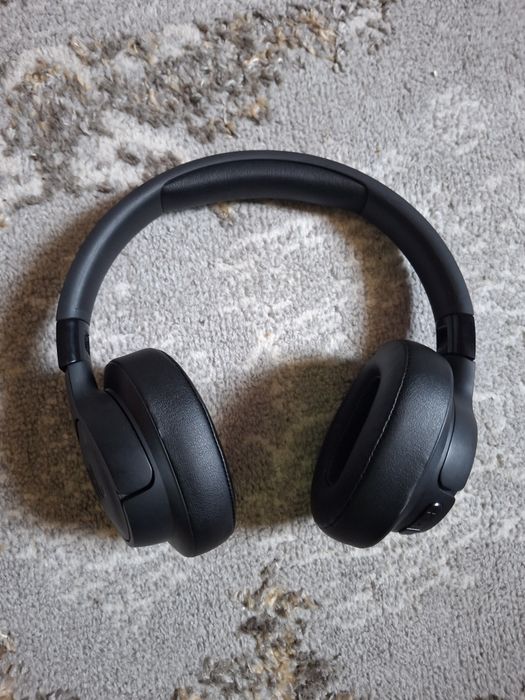 JBL TUNE 720BT наушники