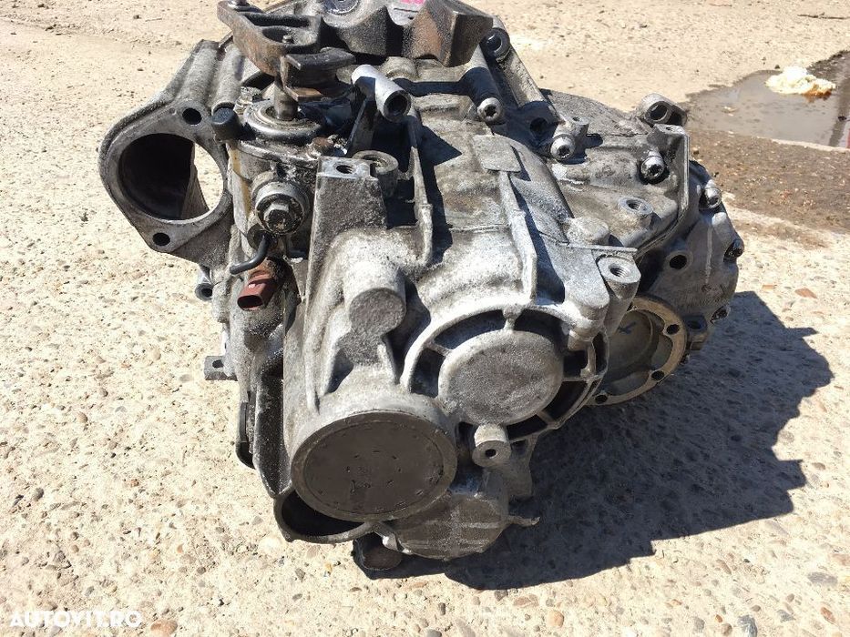 Cutie Viteze Manuala 6 Trepte Impecabila Fara Joc Audi A3 8P 2.0TDI BKD BKP