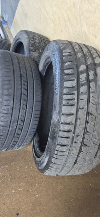 Шины Kumho 235/45/18