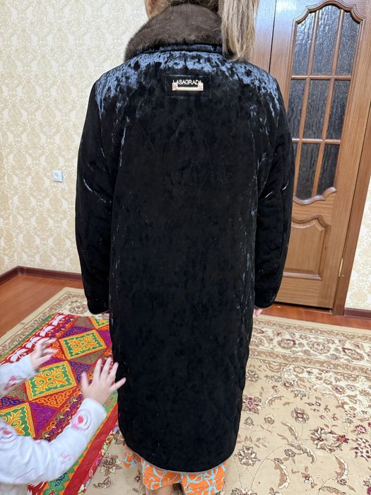 Сроочно продам верхную одежду