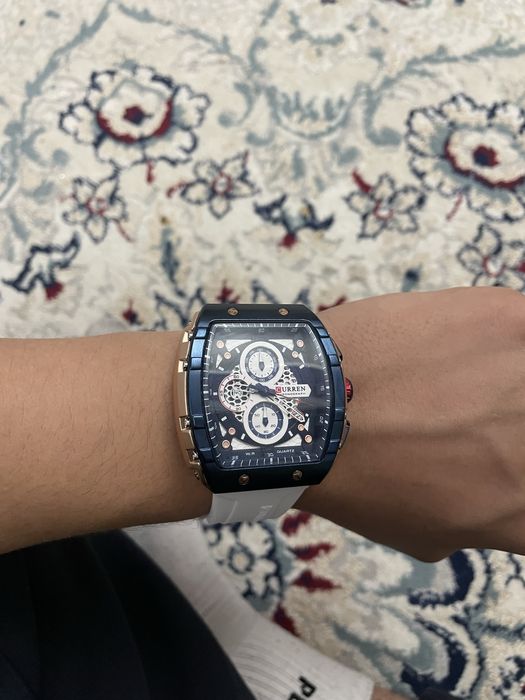 Часы новый.