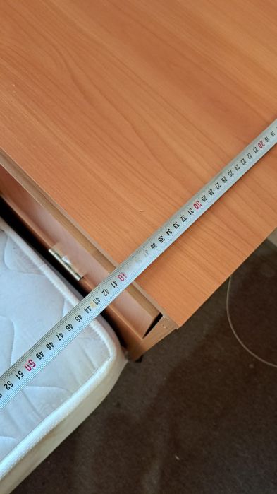 Приста с ракла и място за съхранение