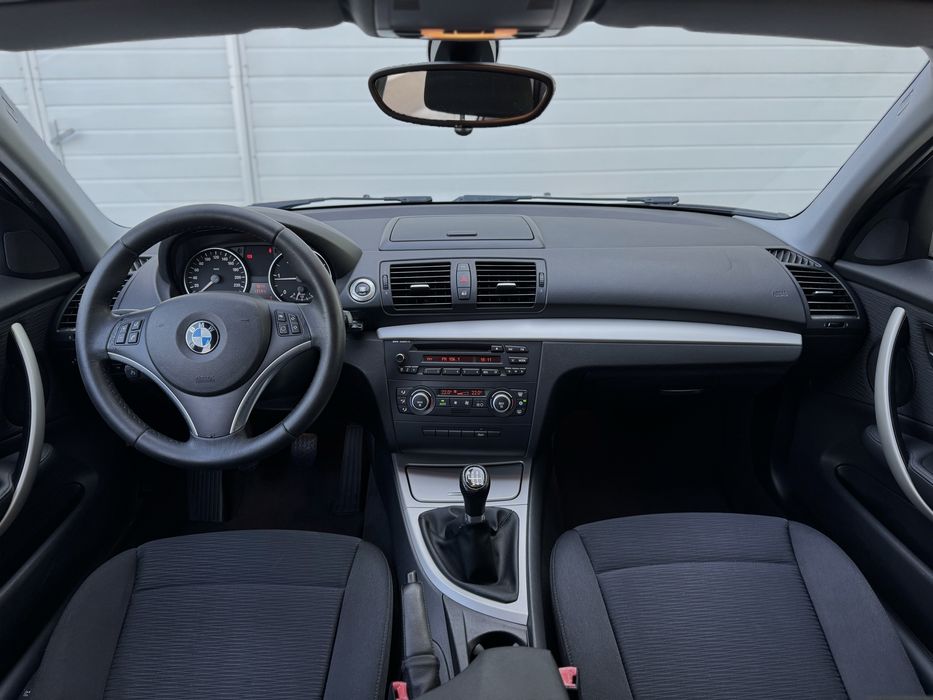 Bmw Seria 1 //Pilot//Clima cu Ac//Senzori//Keyless//Comenzi//Istoric Complet//