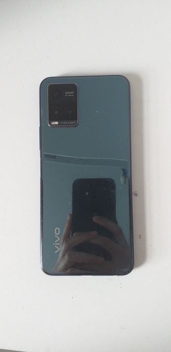 Продам телефон vivo Y33s. СРОЧНО.