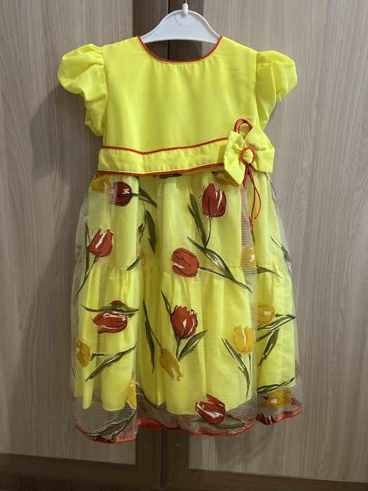 Продам платья в идеальном состоянии.