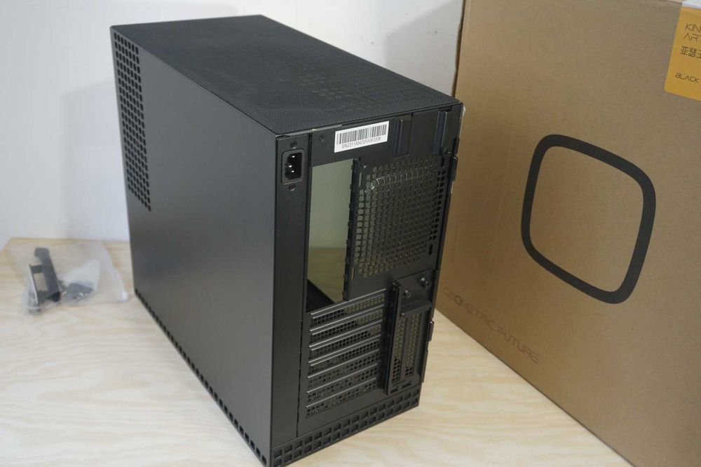 НОВА Компютърна кутия Geometric Future Model 4 King Arthur/ вкл ДДС