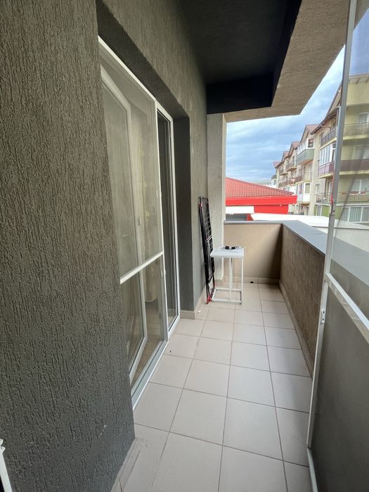 Apartament 2 camere semidecomandat, Eroilor, Floresti