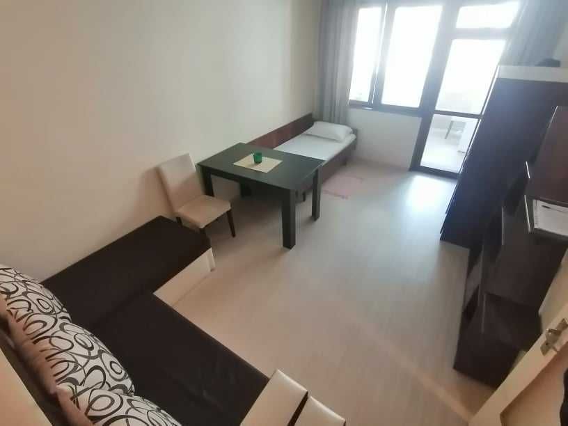 Дава се под наем Двустаен апартамент в Бургас, Възраждане - 52 кв.м за 408 € - Снимка #3