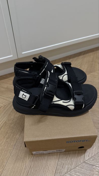 Продам сандалии Котофей, размер 34