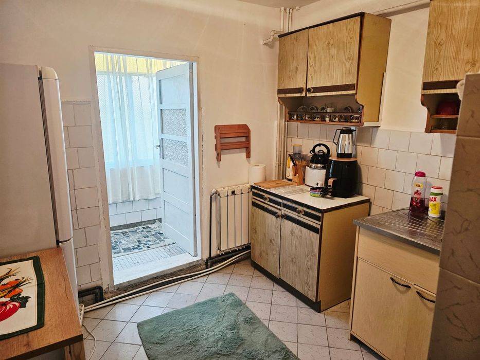 Închiriez apartament în Tg-Jiu