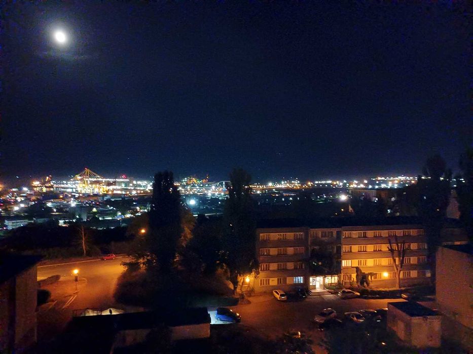 PROPRIETAR inchiriez garsoniere, zona Far Supeco