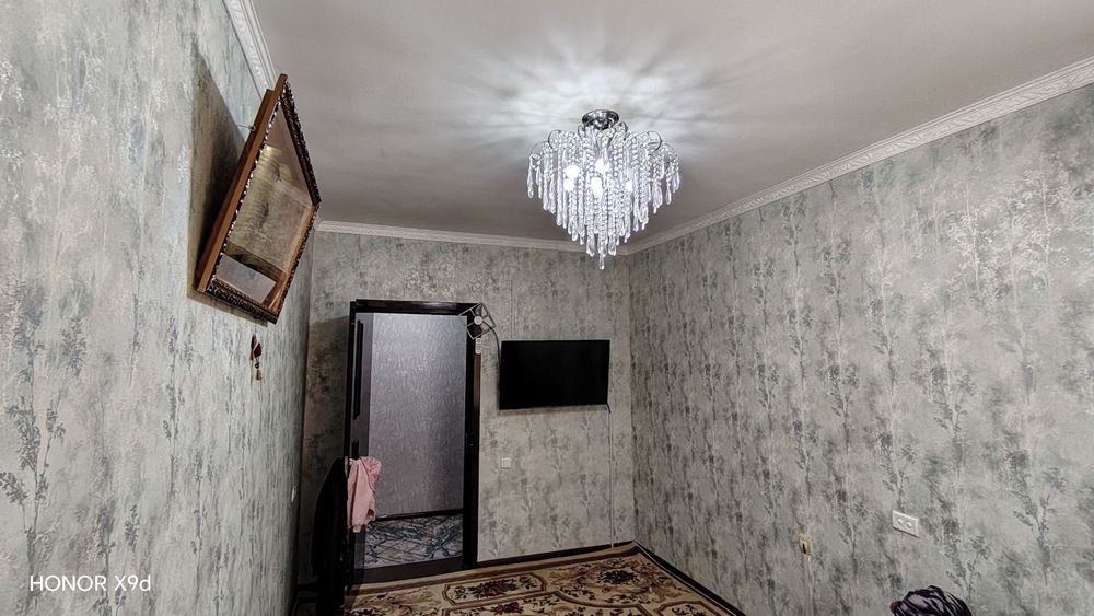 Yangi domdan 3 xona 3 etajda kv sotiladi