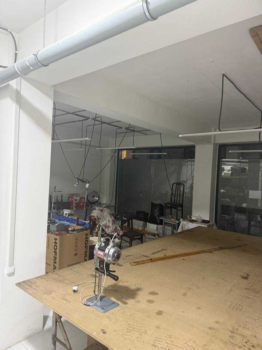 Продается коммерческое помещение 72 м  Сергели  возле Машиного базара