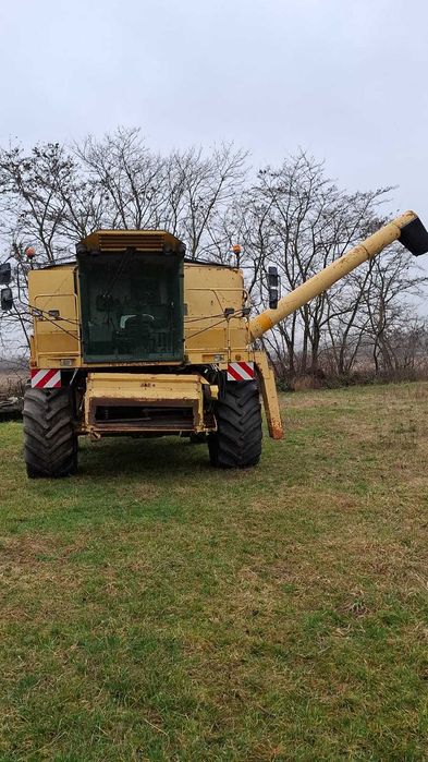 Combina New Holland TX 36