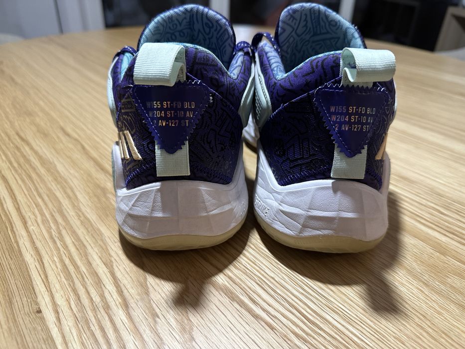 Adidasi Baschet DON ISSUE3