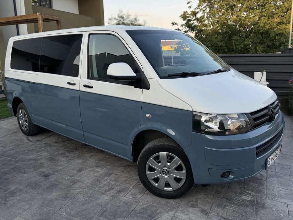 Vand VW T5 8+1 locuri 2.0 diesel