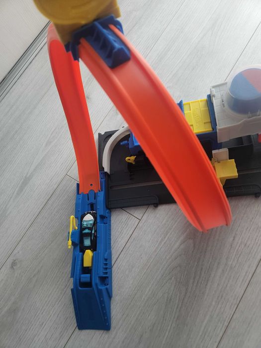 Pista masini Hotwheels Police Station