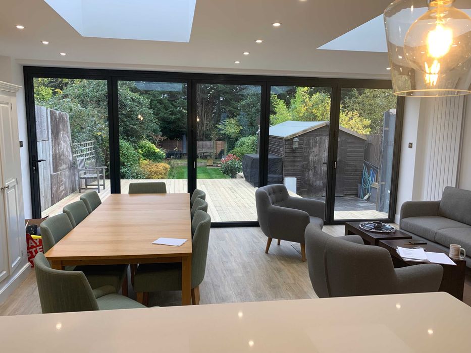 Вътрешни ремонти - бани, кухни, цялостно завършване до ключ