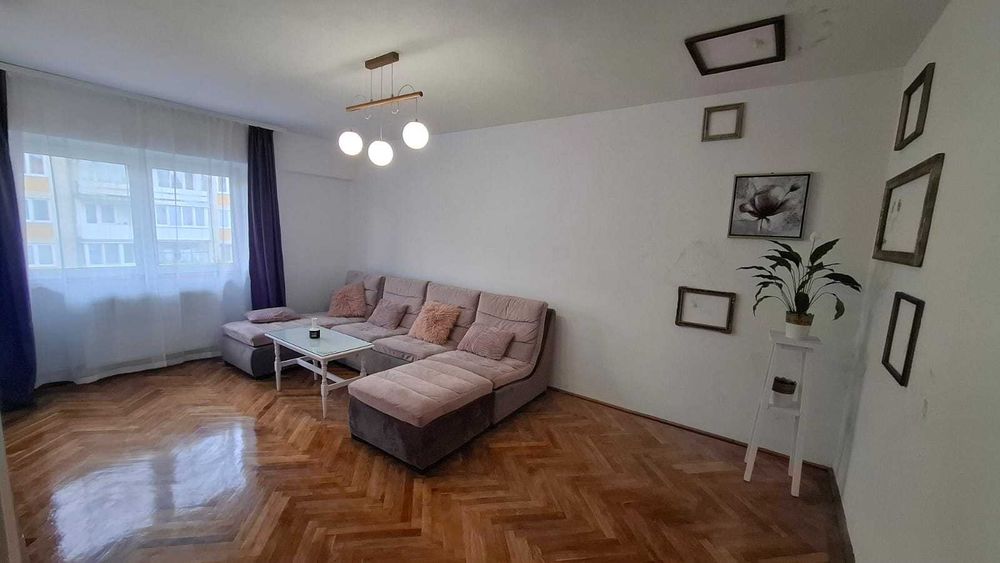Apartament de închiriat