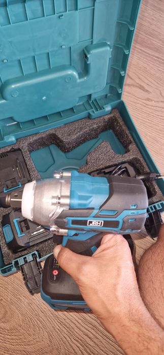Cheie impact cu 2 acumulatori