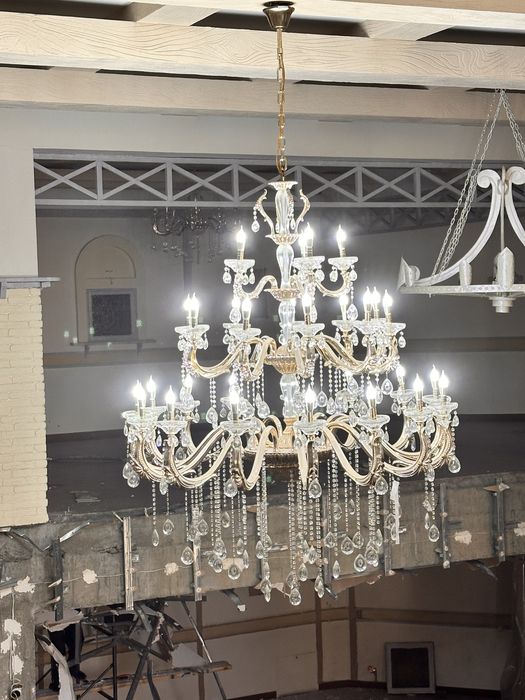 Люстра для ресторана