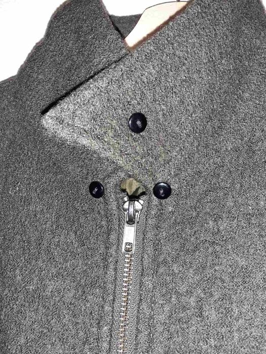 Яке от Англия                                  .