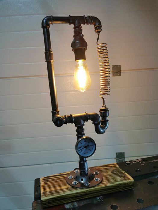 Lampa steampunk industrial, ideala pasionați, baruri, restaurante etc.