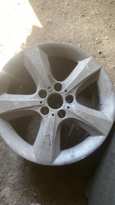 Продам диски r 18 bmw x5 e70