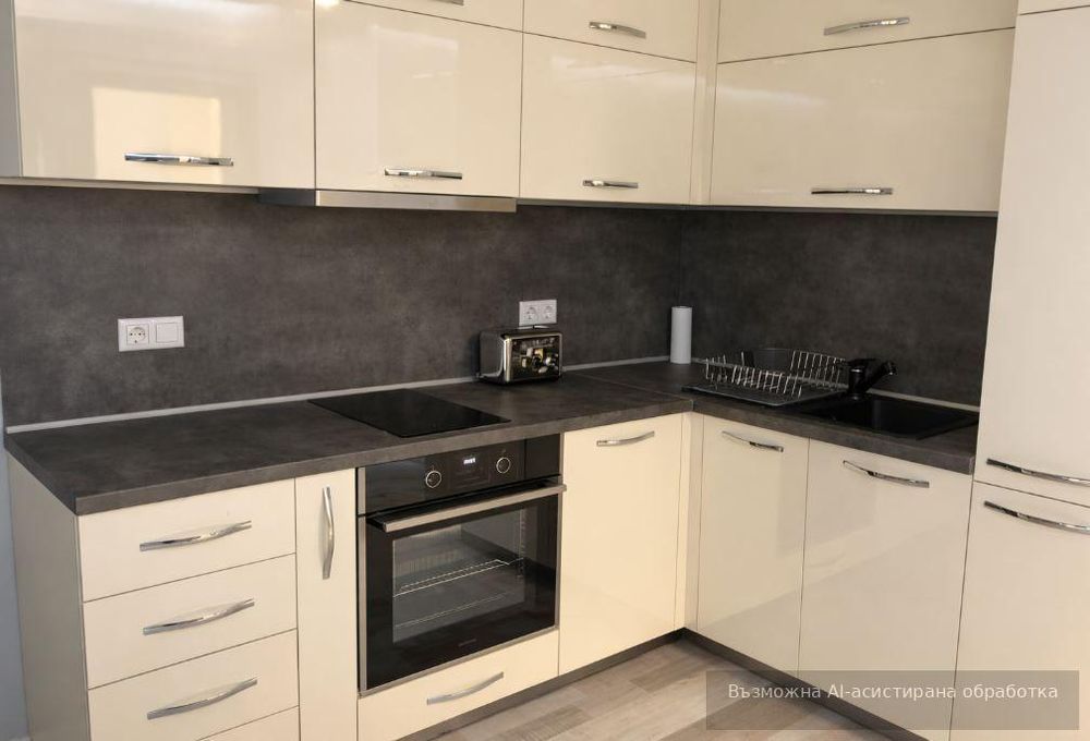 Дава се под наем Двустаен апартамент в Варна, Център - 70 кв.м за 817.53 € - Снимка #3