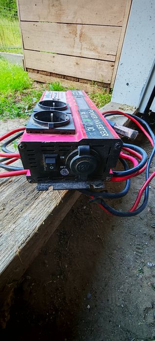 Vând invertor power
