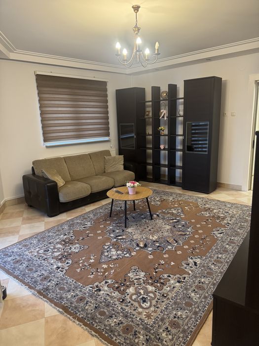 Apartament 3 camere central de inchiriat disponibil incepand cu data de 1 septembrie