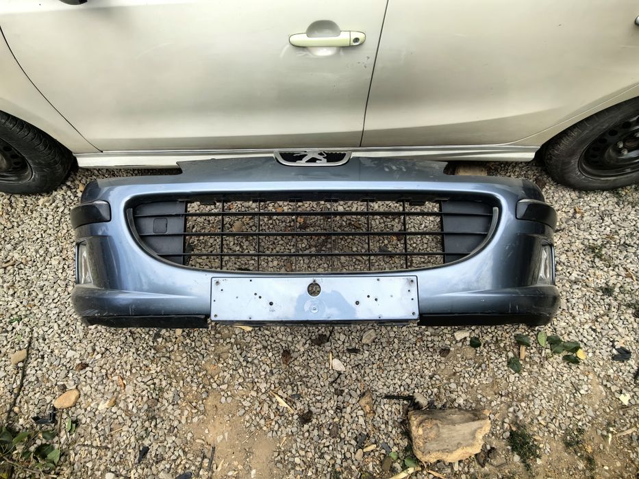 Предна броня за Peugeot 407