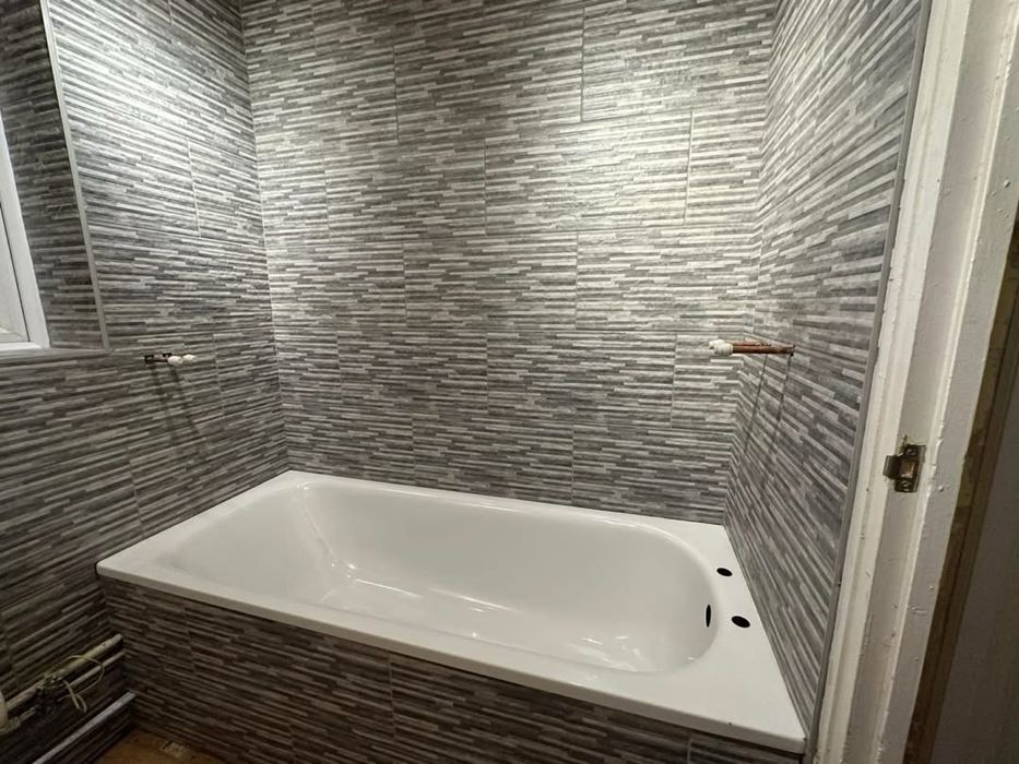 Faianțar Cu Experiență Internațională