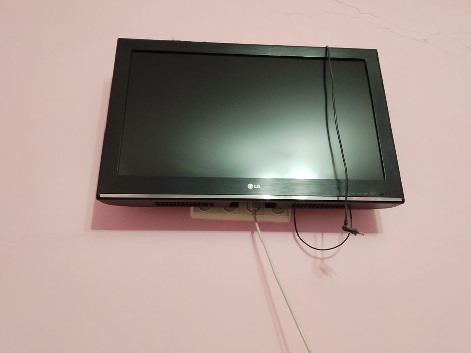 Телевизор LG 43 диагональ