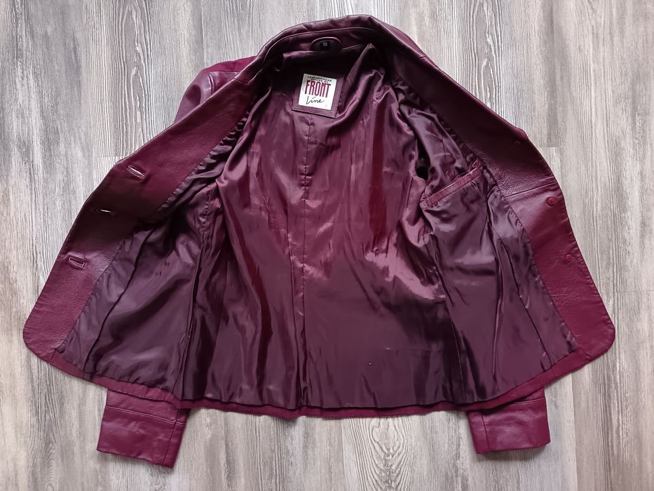 Front  Дамско Сако