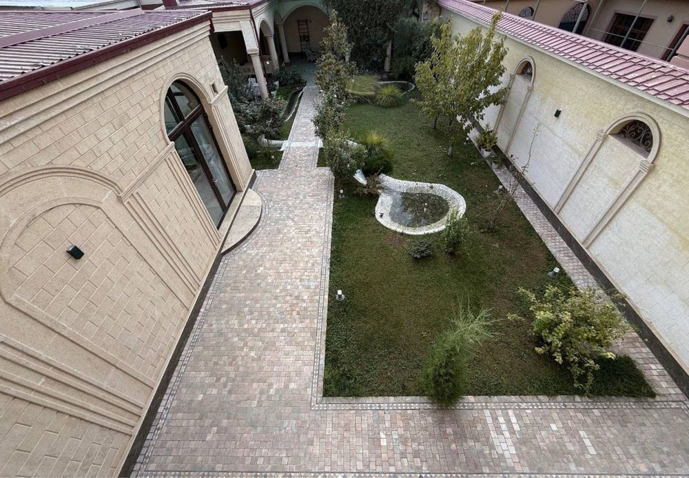 Яккасарайский район, Продажа дома в Римском стиле