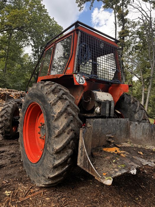 Tractor forestier