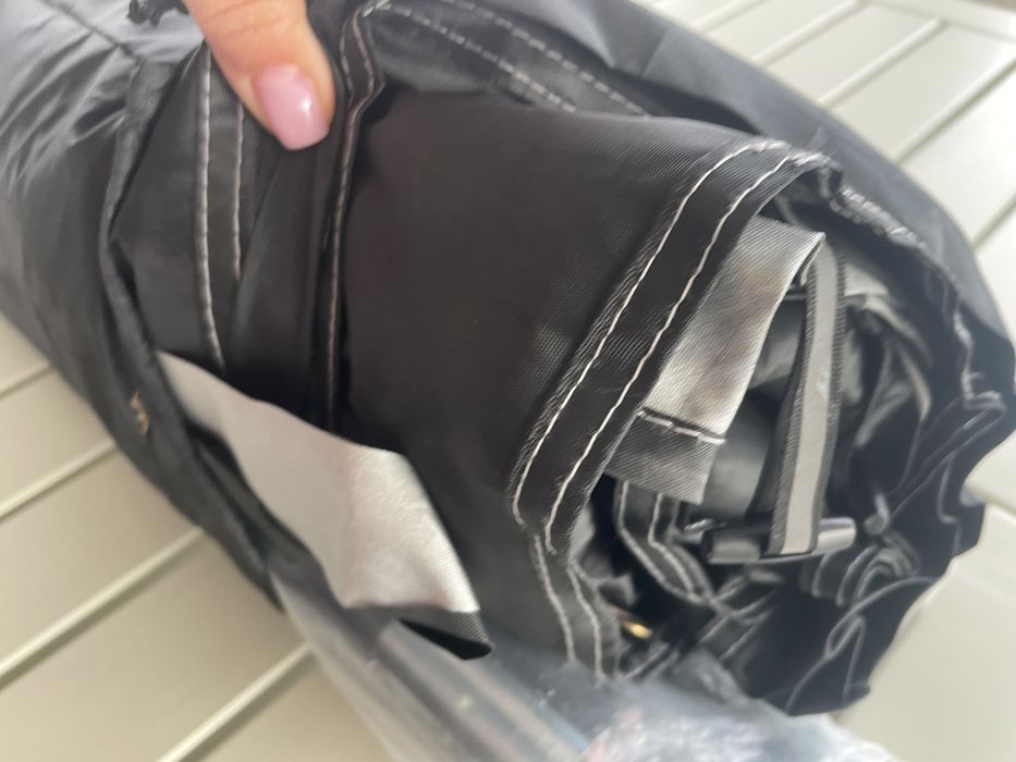 Cort portabil tip garaj pentru biciclete - Nou