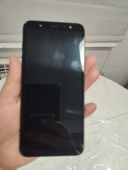 Продам Samsung A6