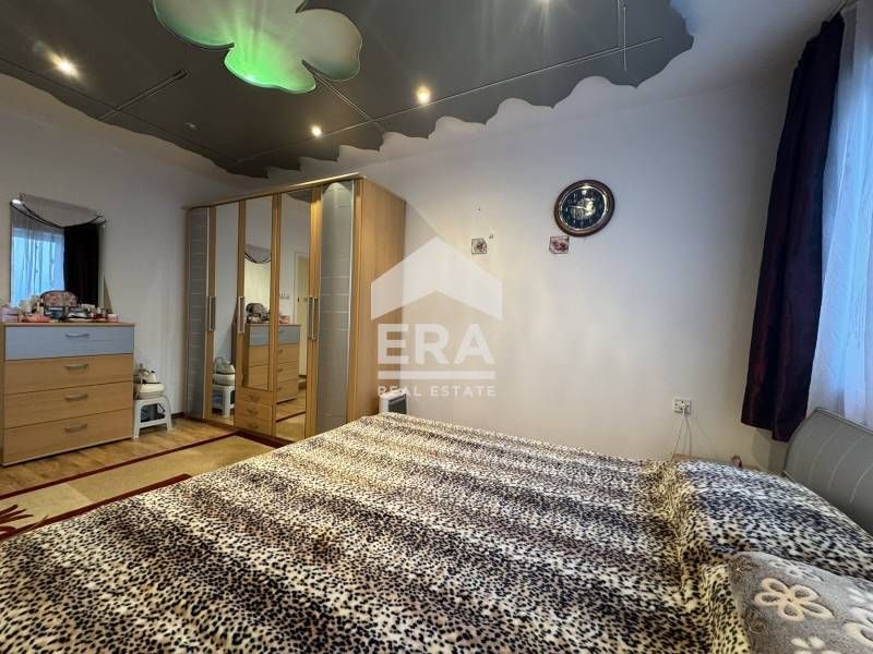 Продава се Четиристаен апартамент в Силистра, Меджиди Табия - 117 кв.м за 549 €/кв.м - Снимка #4