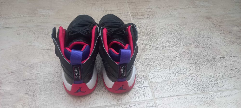 Обувки Nike Jordan