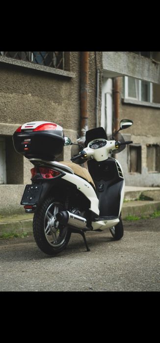 Malaguti Centro Скутер 125 кубика 125куб