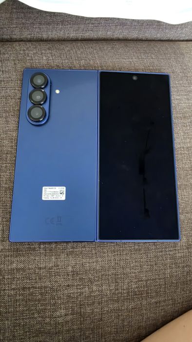 SAMSUNG Z fold 7