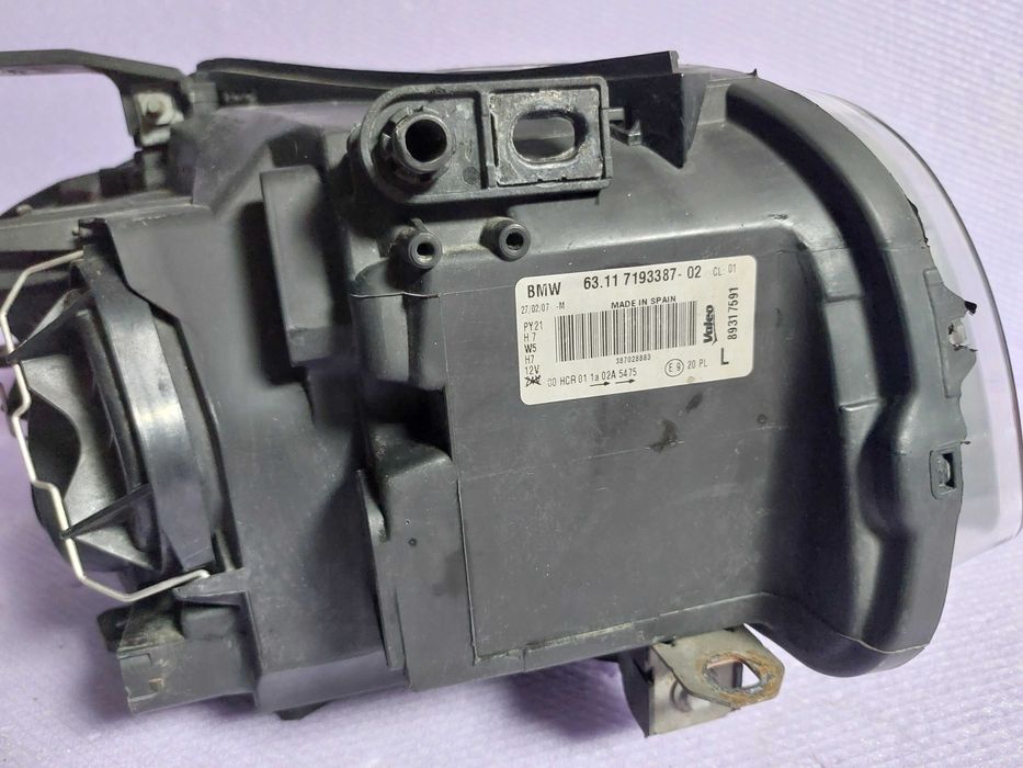Far stanga Halogen BMW SERIA 1 E81 E82 E87 E88 AUTO CU VOLAN STANGA