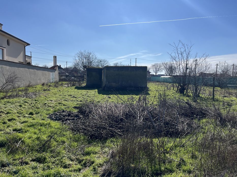 VÂND/SCHIMB  Teren de casa in Poiana