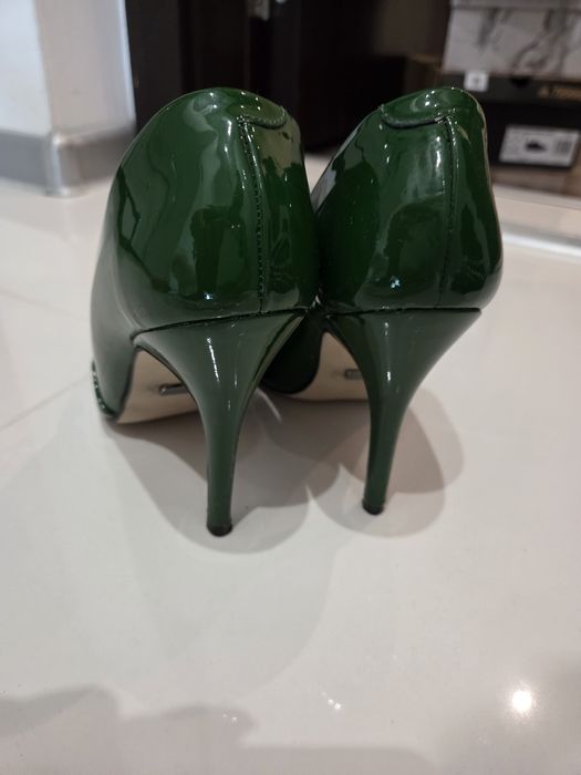 Остри обувки 36 номер