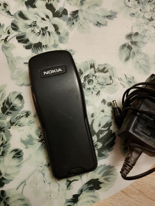 Nokia 3210 за части или ремонт