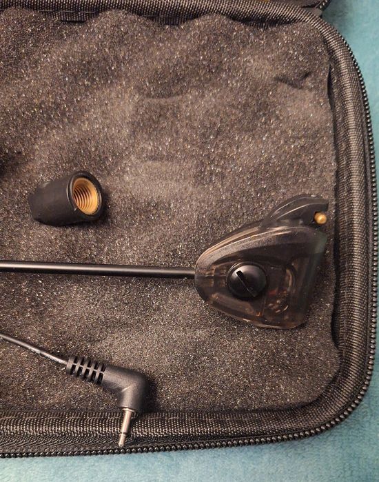 Delphin Bomber Spod 3,90m.Сигнализатори Fox  Mxr+,обтегачи с бързи връ