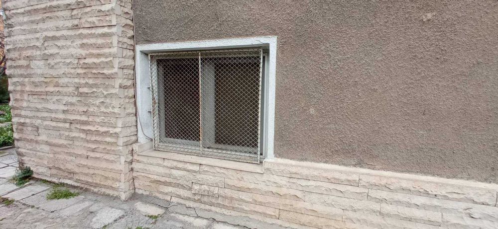 Дава се под наем Двустаен апартамент в Пловдив, Център - 50 кв.м за 204 € - Снимка #3